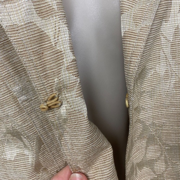 Chicos Blazer 2 Floral Jacquard Beige Lightweight Spring Summer Career Jacket - Picture 4 of 13